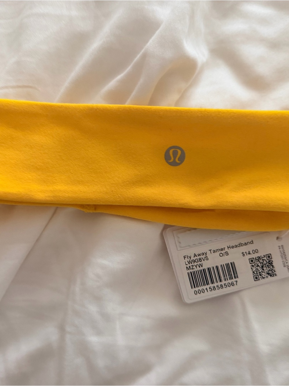 Lululemon Fly Away Tamer Headband